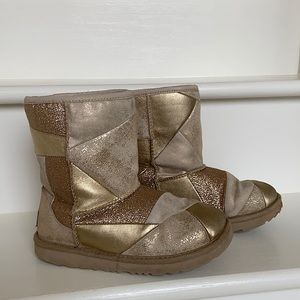 Ugg boots kids size 3